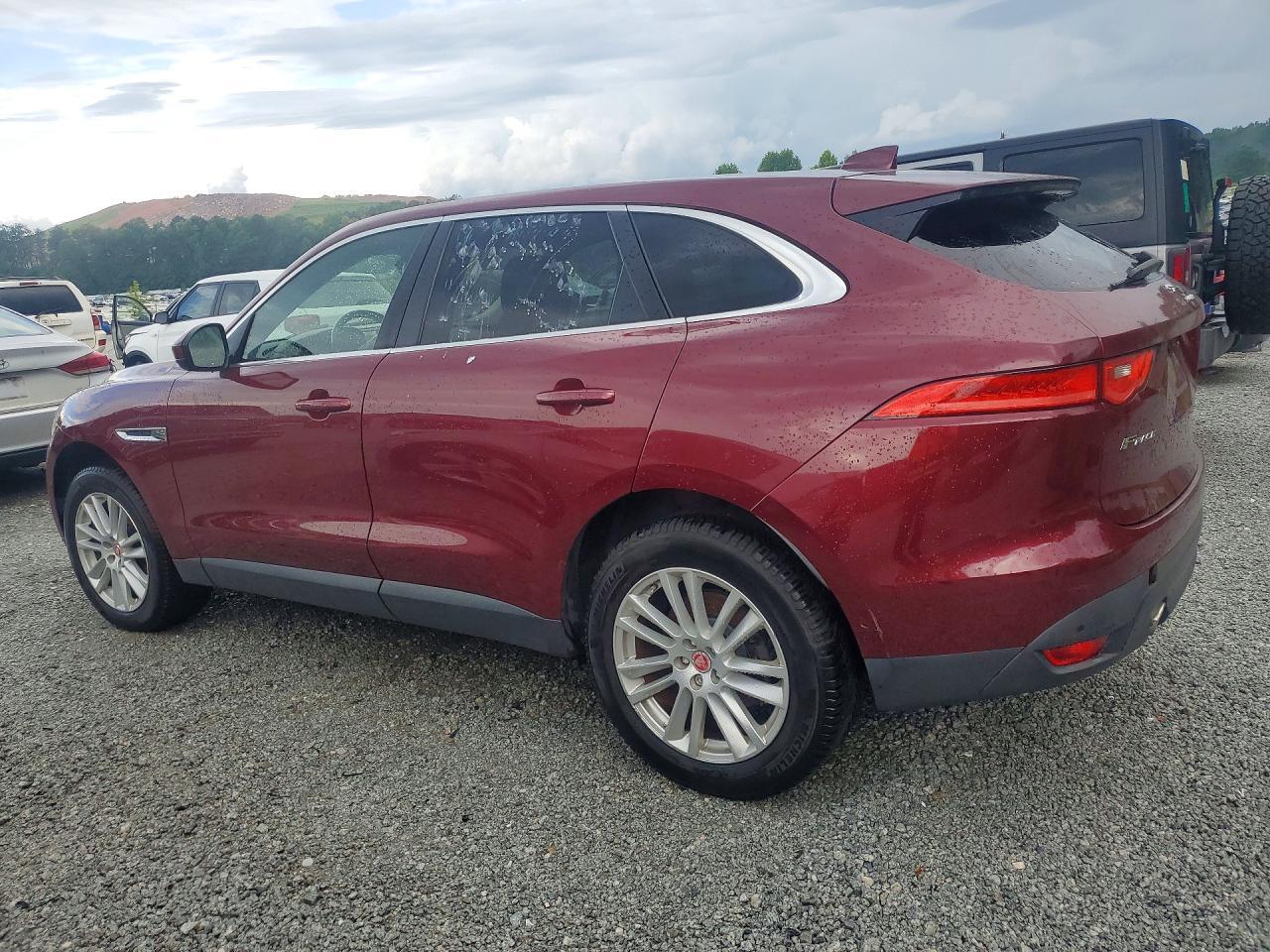 2017 JAGUAR F-Pace