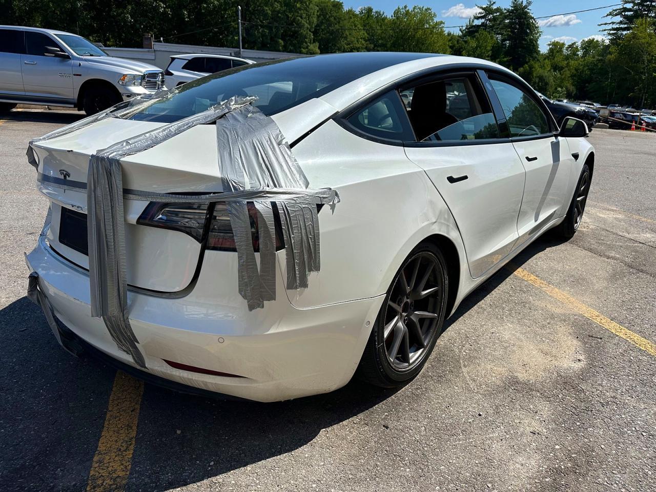 2021 TESLA MODEL 3