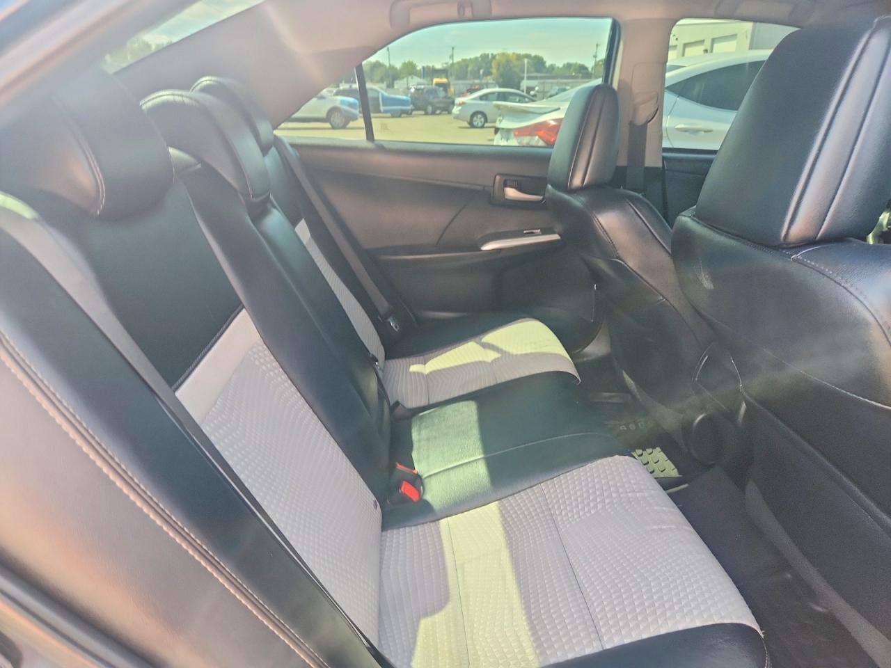 2014 TOYOTA CAMRY