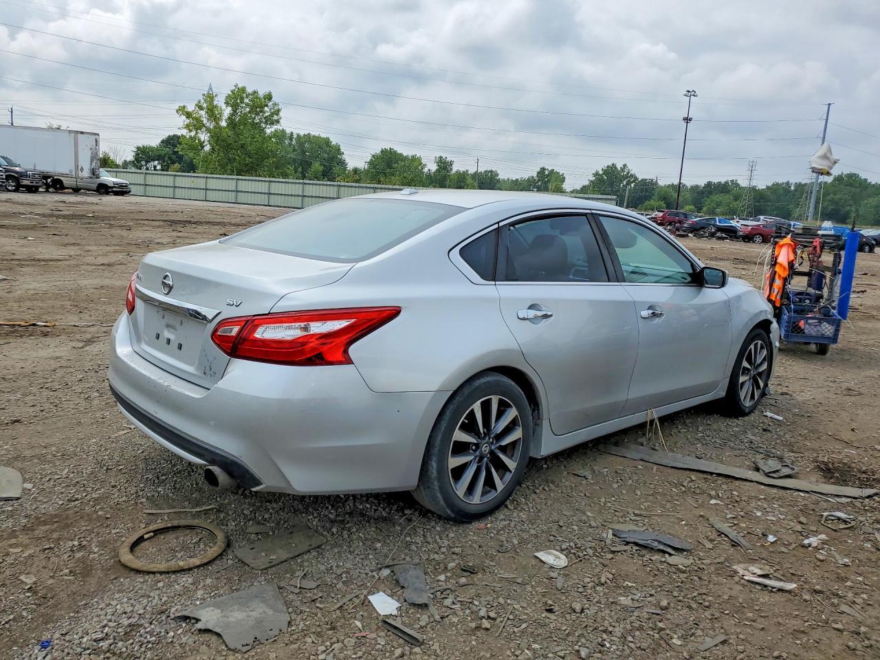 2017 NISSAN ALTIMA