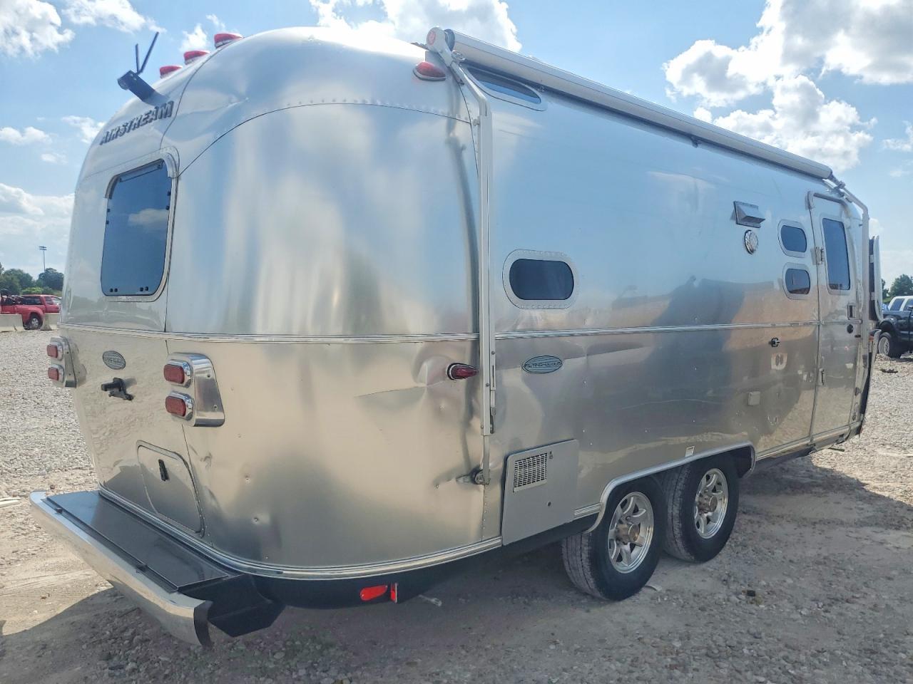 2018 AIRSTREAM Flying Cloud