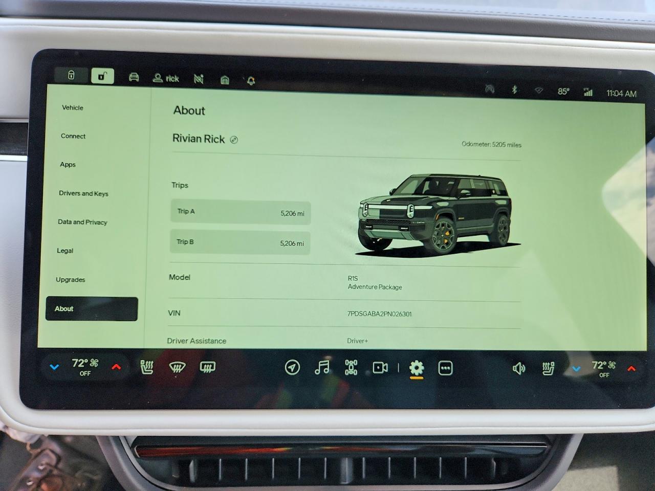 2023 RIVIAN R1s