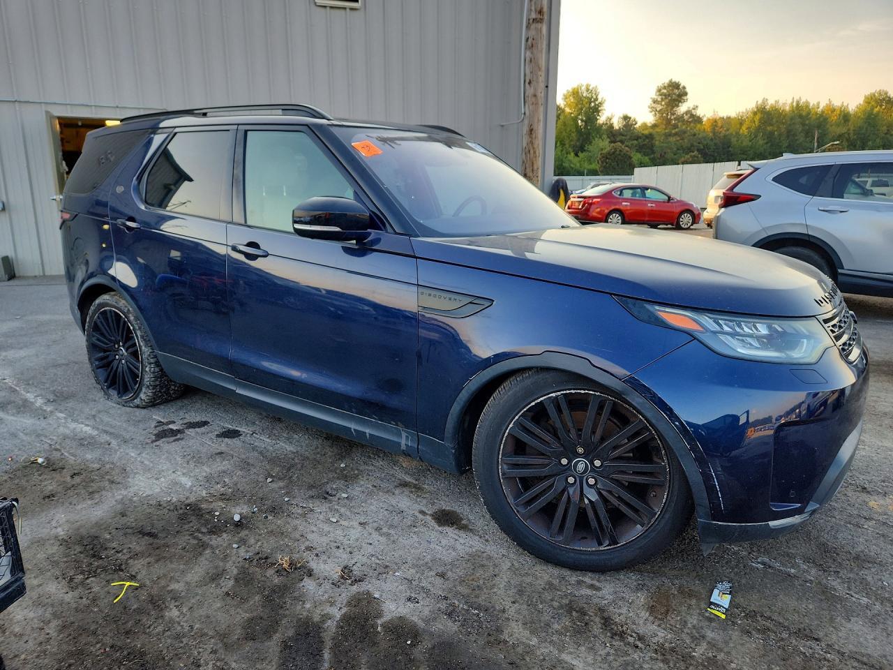 2017 LAND ROVER Discovery
