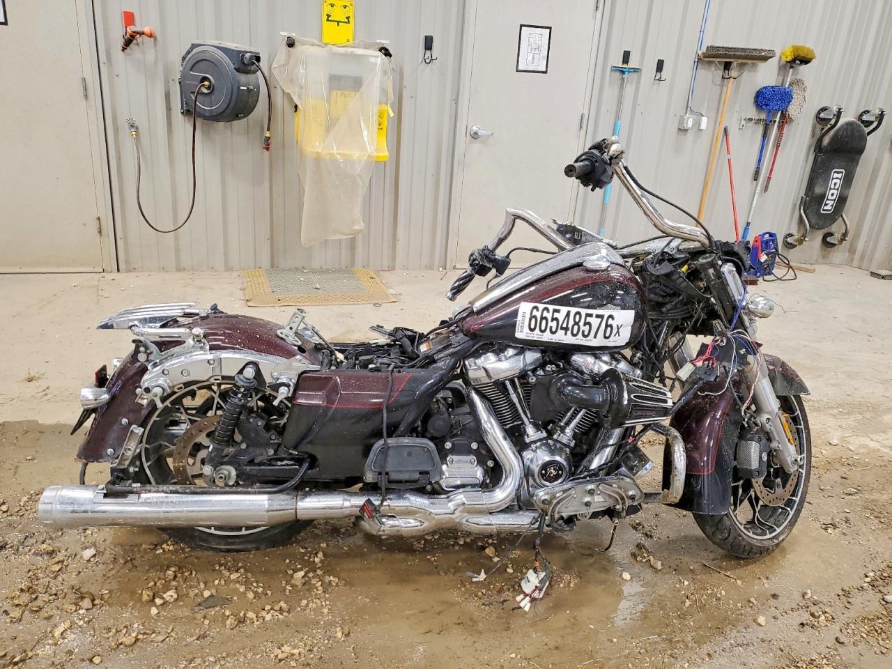 2022 HARLEY-DAVIDSON Flhxs