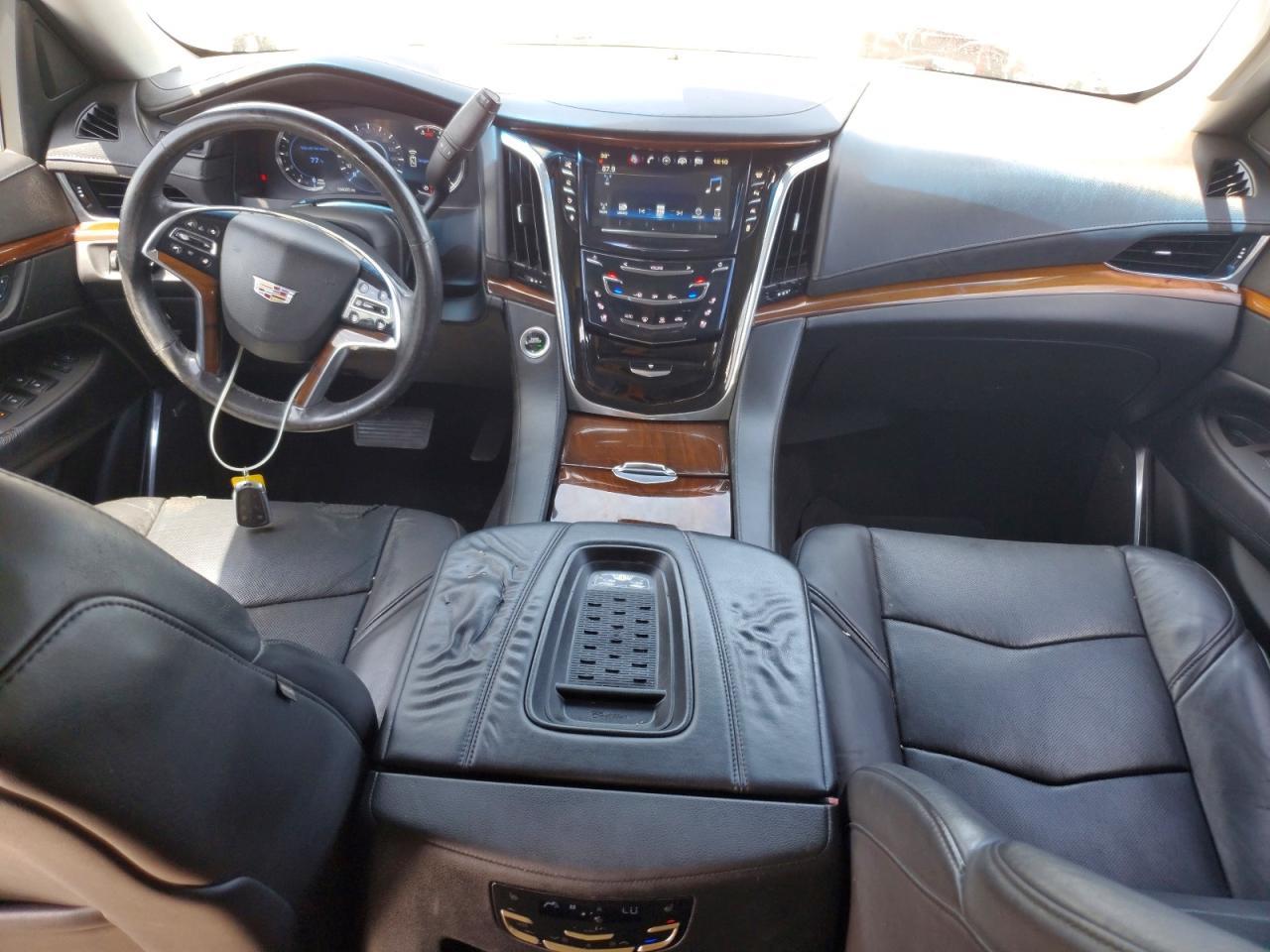 2016 CADILLAC Escalade ESV