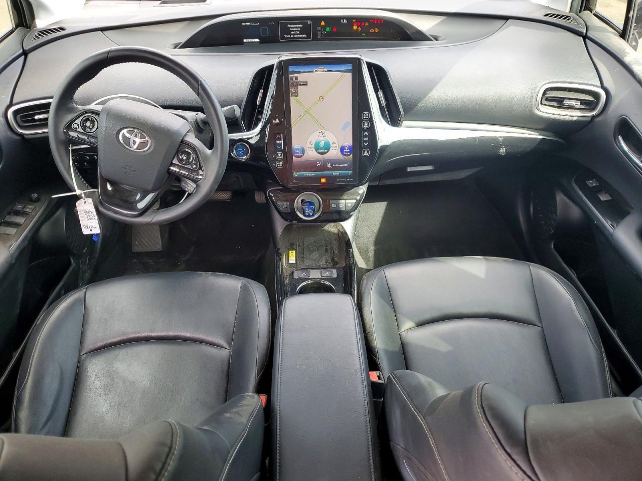 2020 TOYOTA Prius Prime