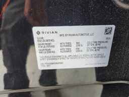 2025 RIVIAN R1s