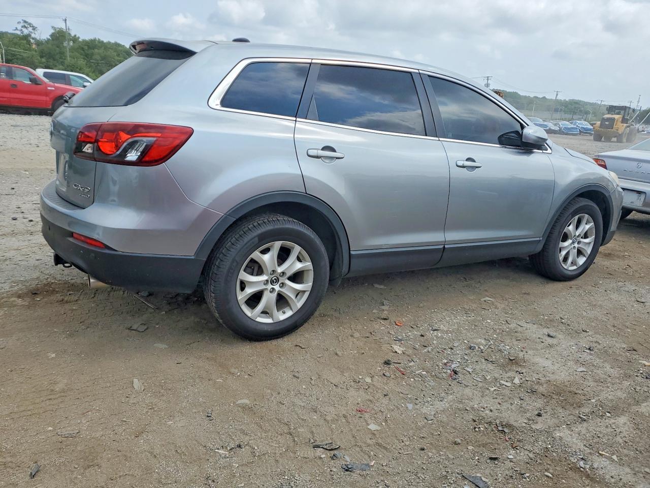 2013 MAZDA CX-9