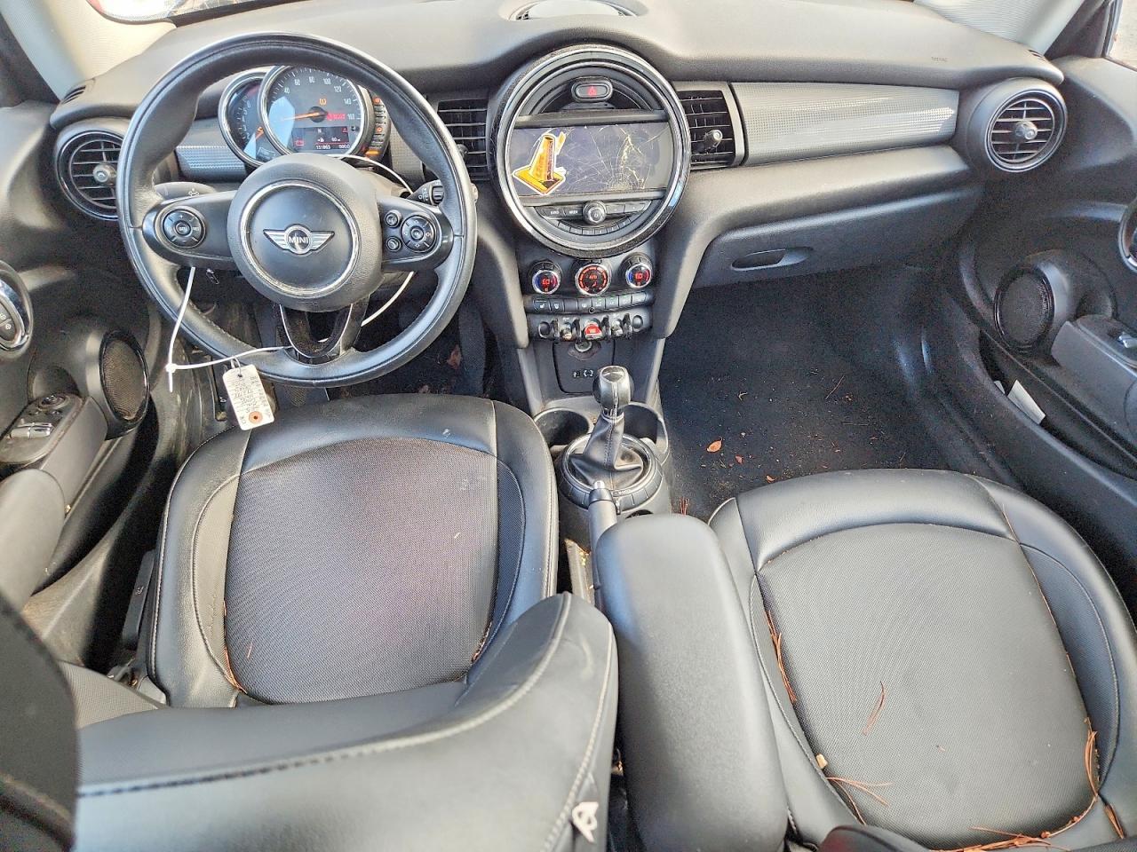 2015 MINI COOPER