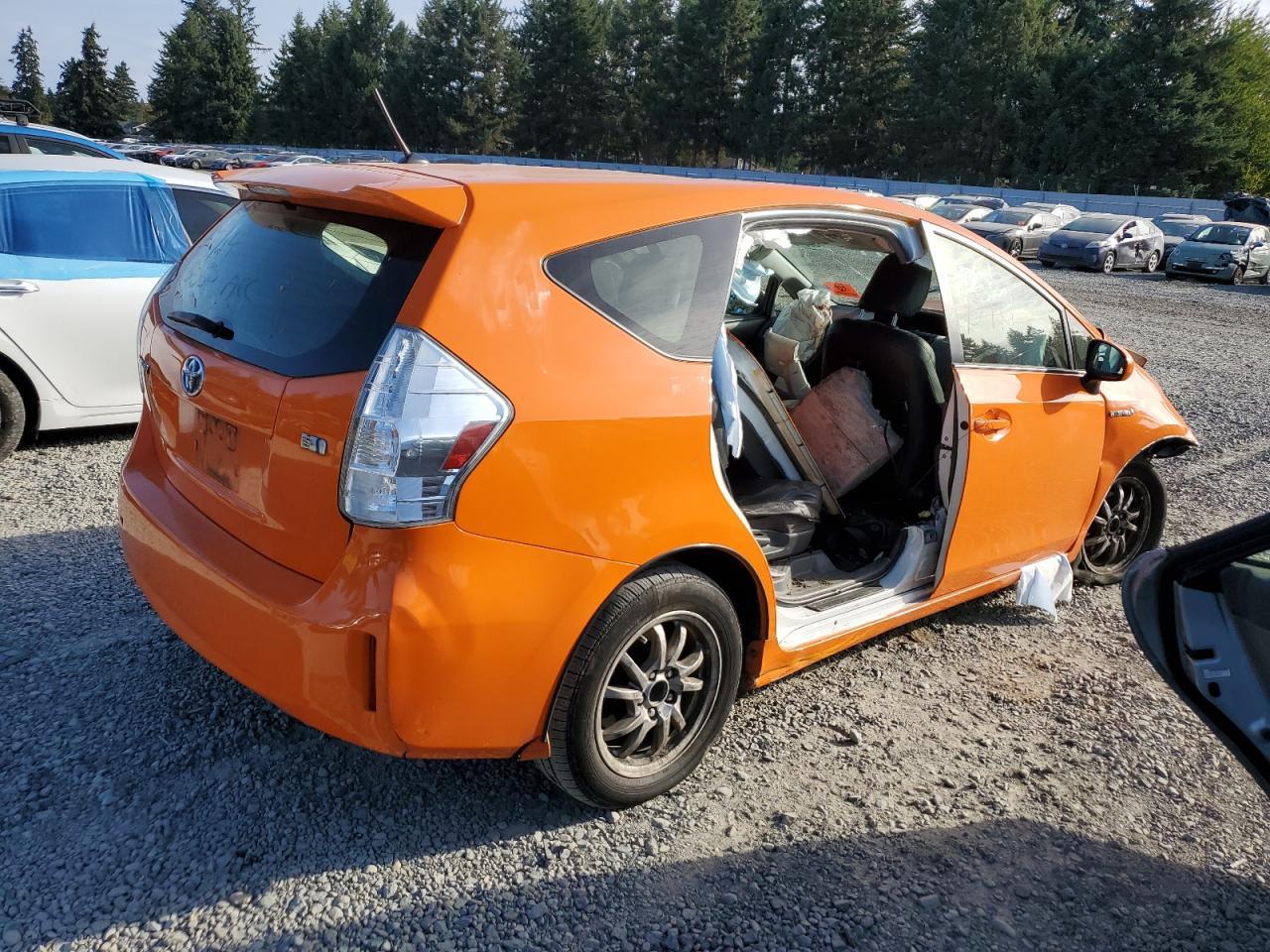 2014 TOYOTA PRIUS V