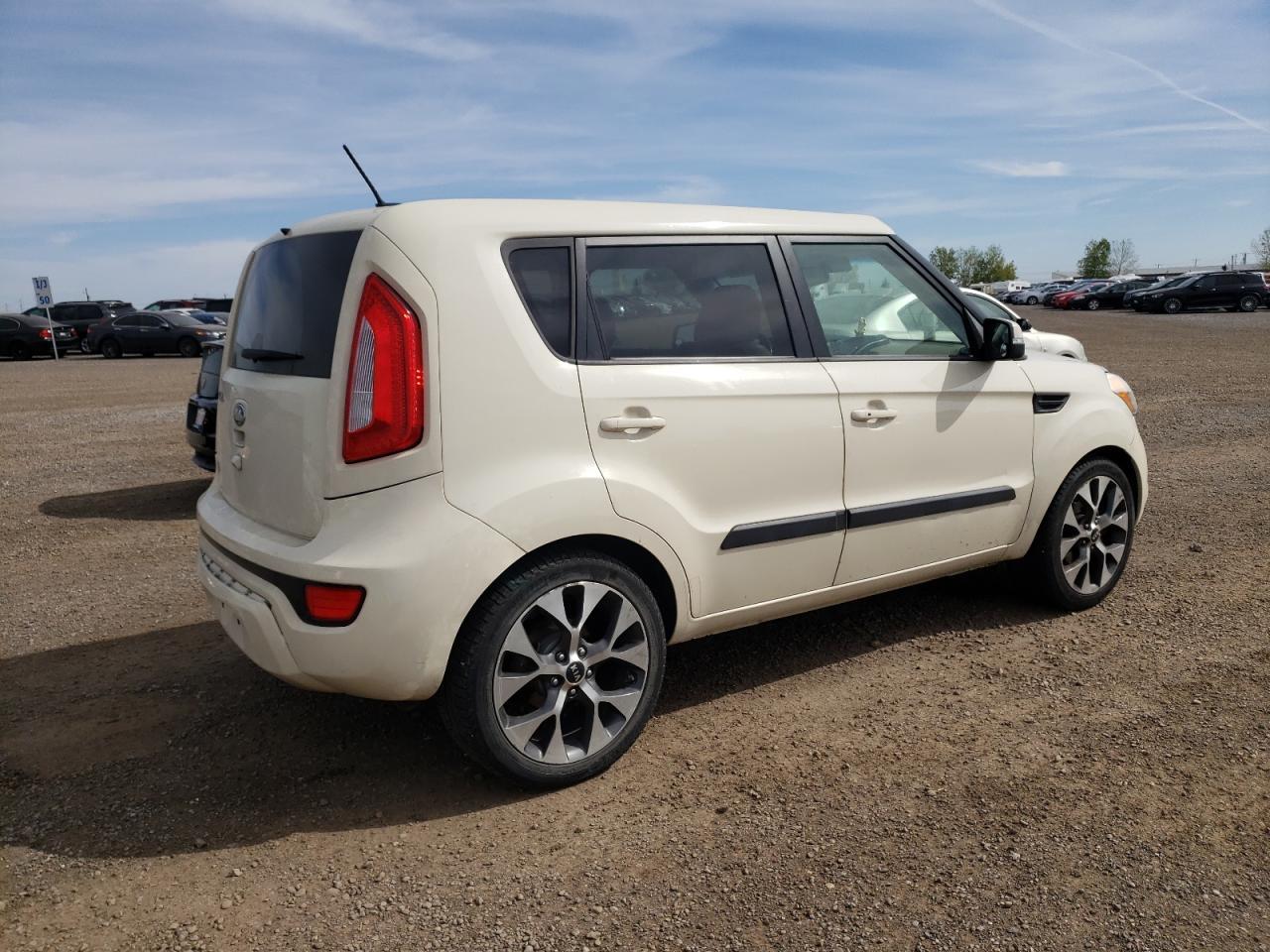 2013 KIA SOUL
