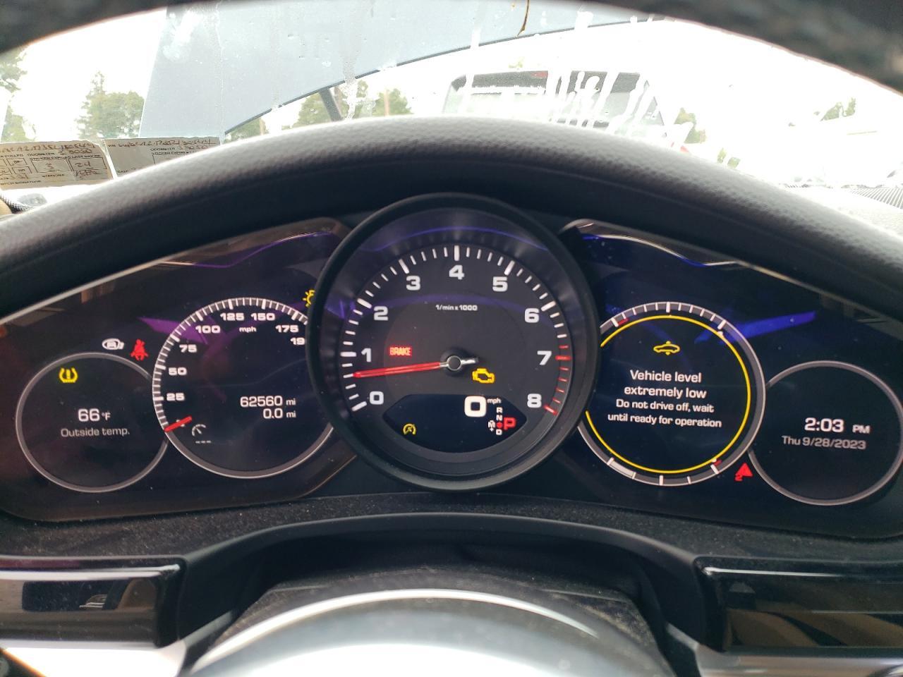 2018 PORSCHE Panamera
