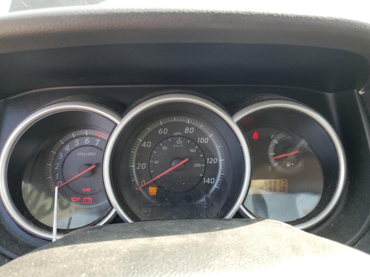 2012 NISSAN VERSA