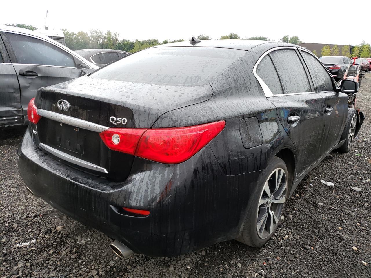 2015 INFINITI Q50