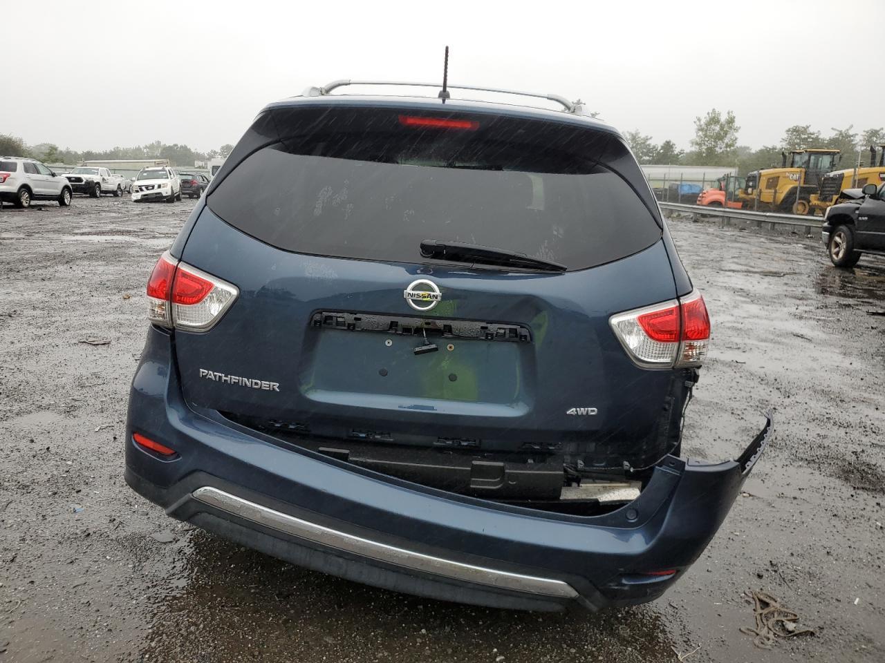 2015 NISSAN PATHFINDER