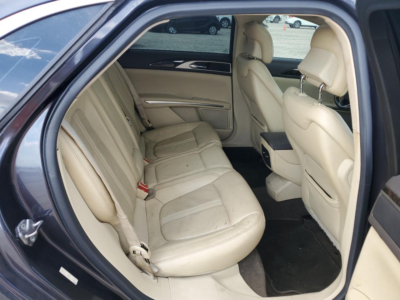 2013 LINCOLN MKZ