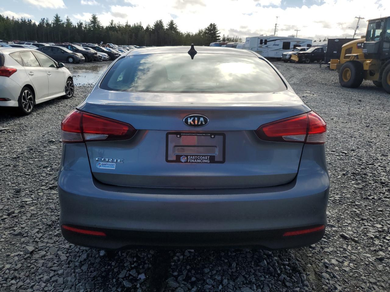 2017 KIA FORTE