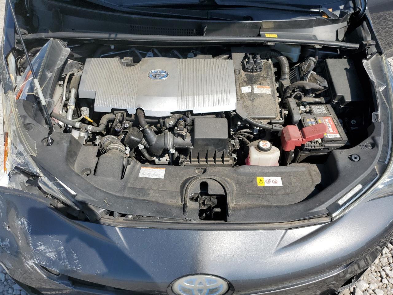 2017 TOYOTA PRIUS