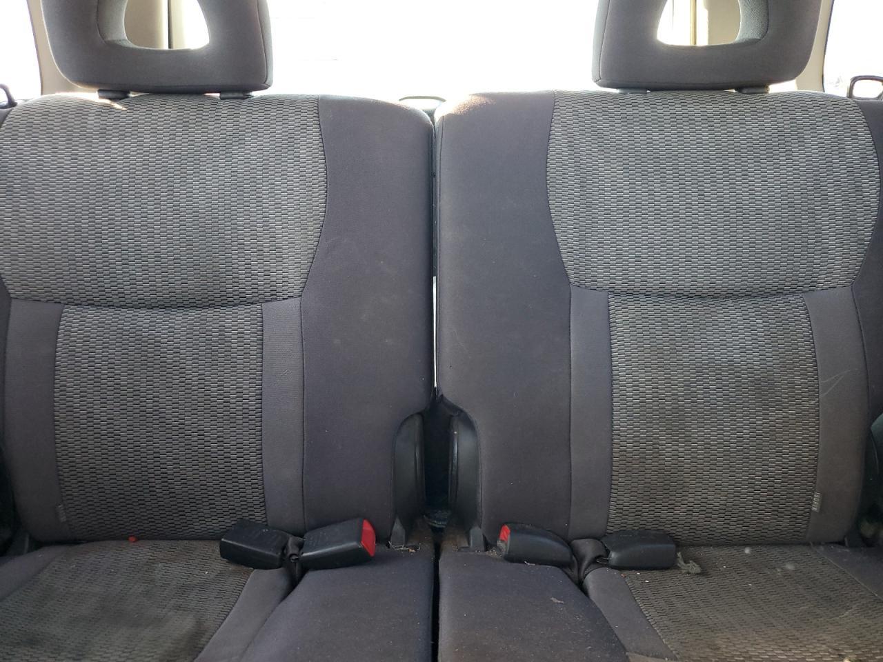2004 TOYOTA RAV4