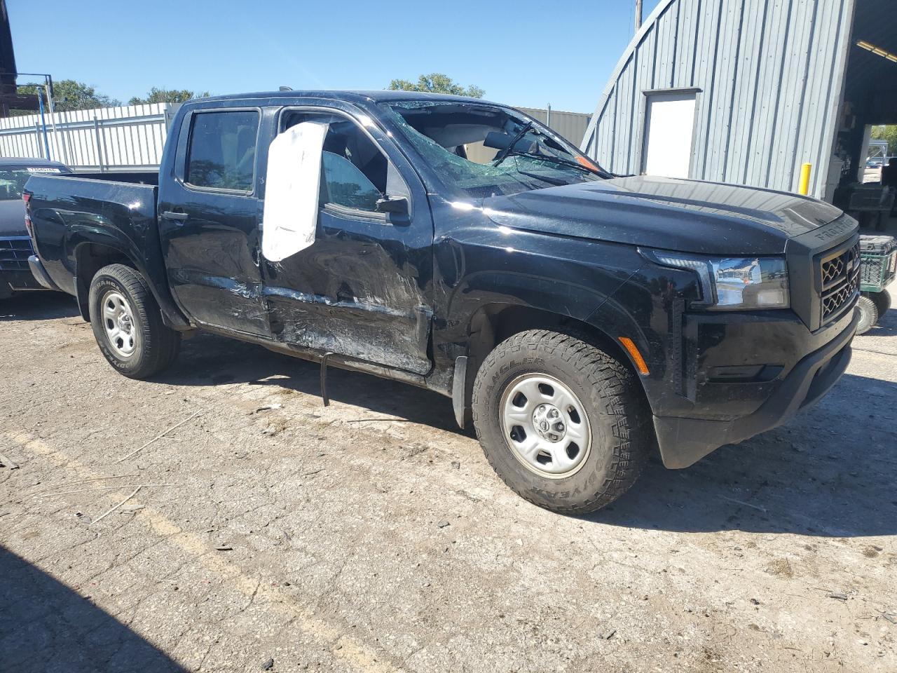2023 NISSAN Frontier
