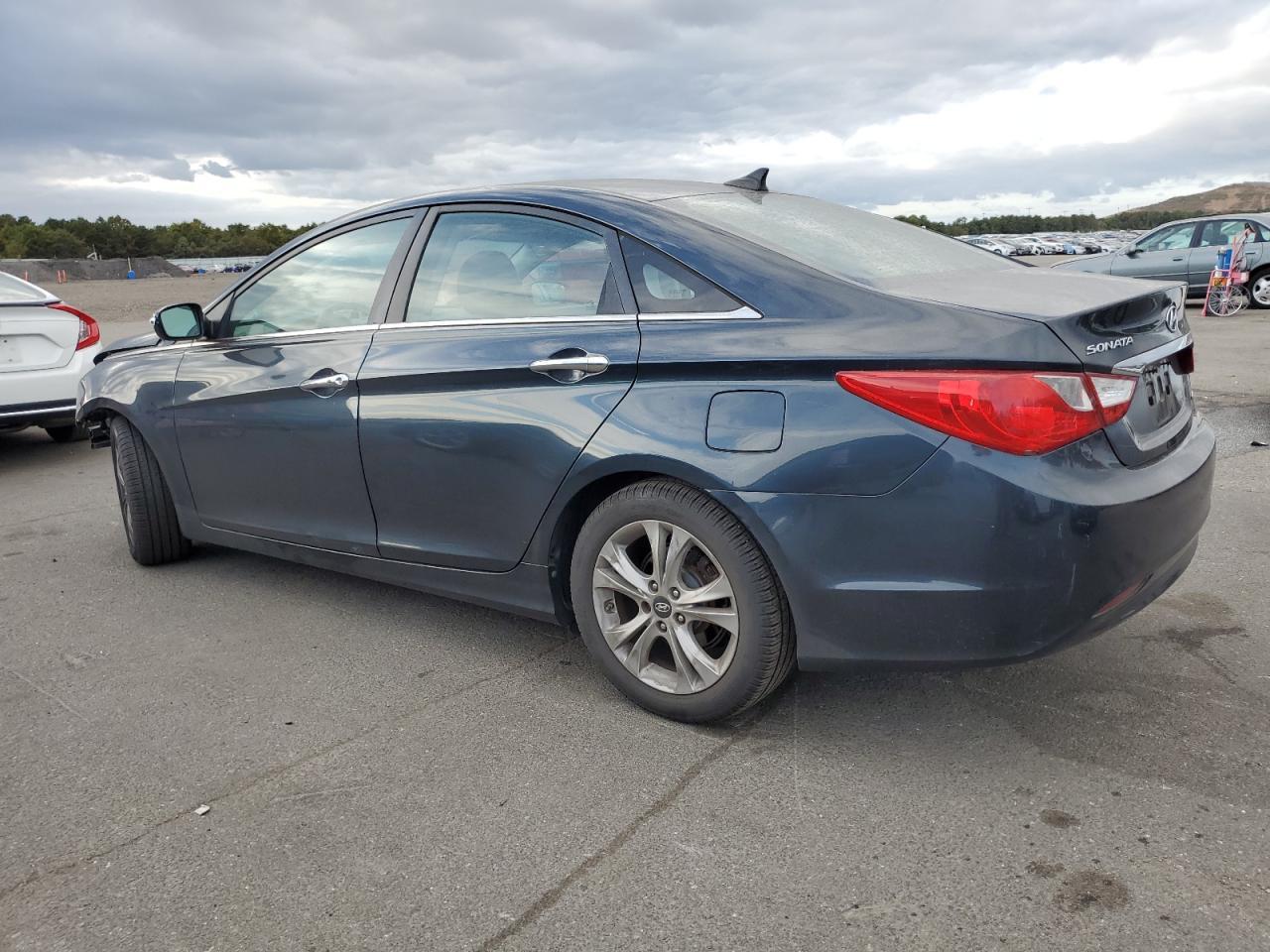 2011 HYUNDAI SONATA