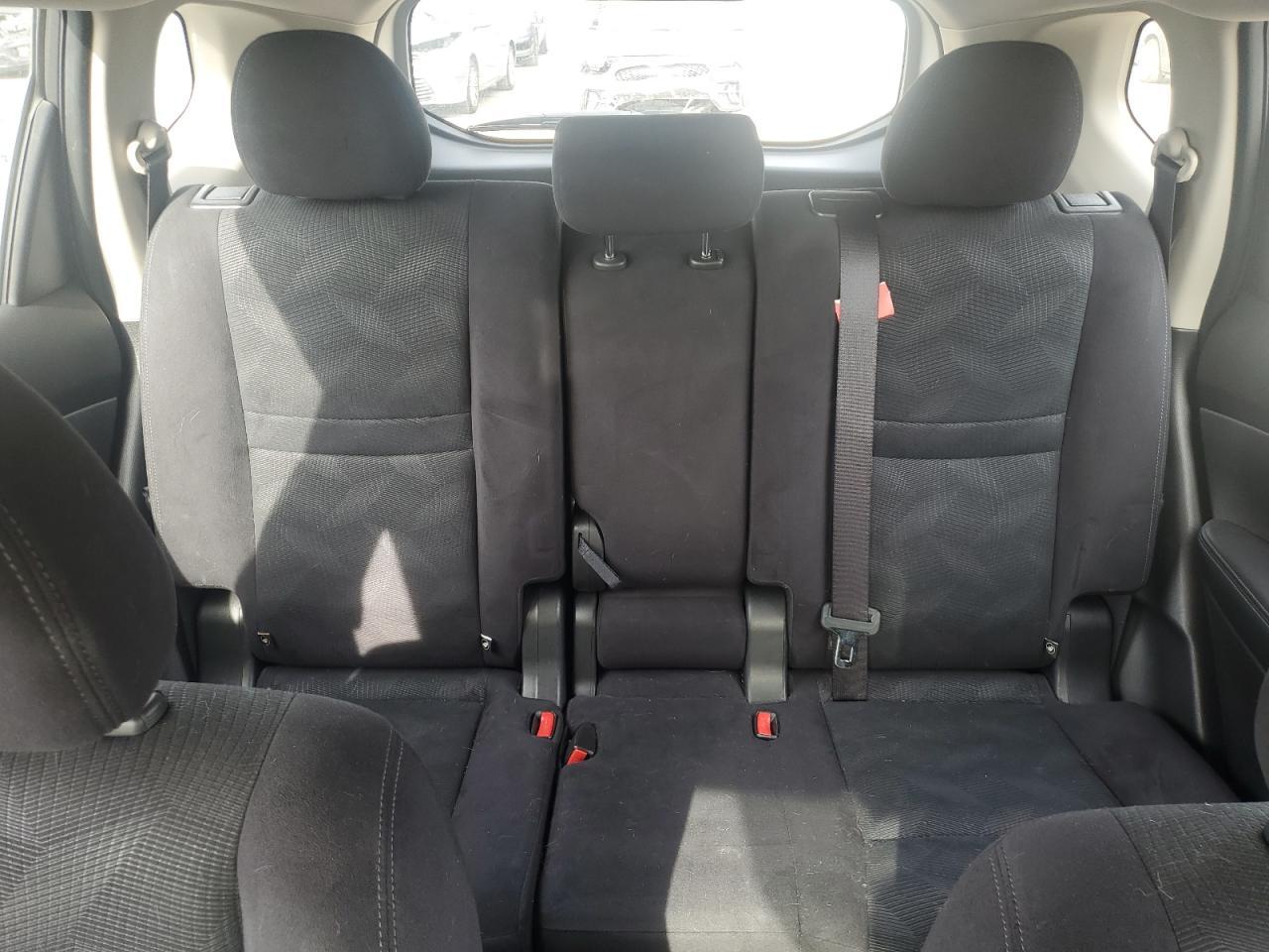 2016 NISSAN ROGUE