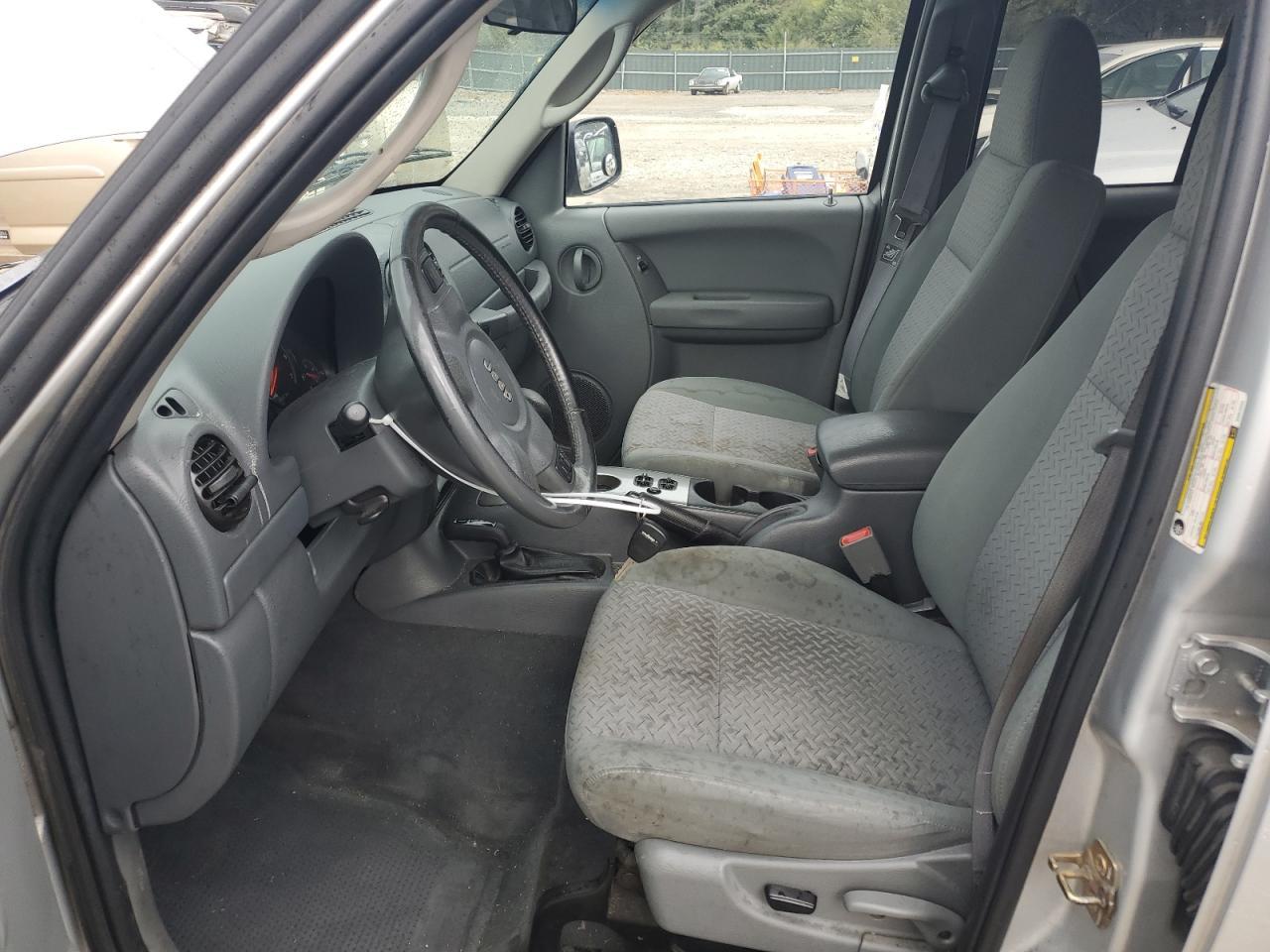 2005 JEEP Liberty