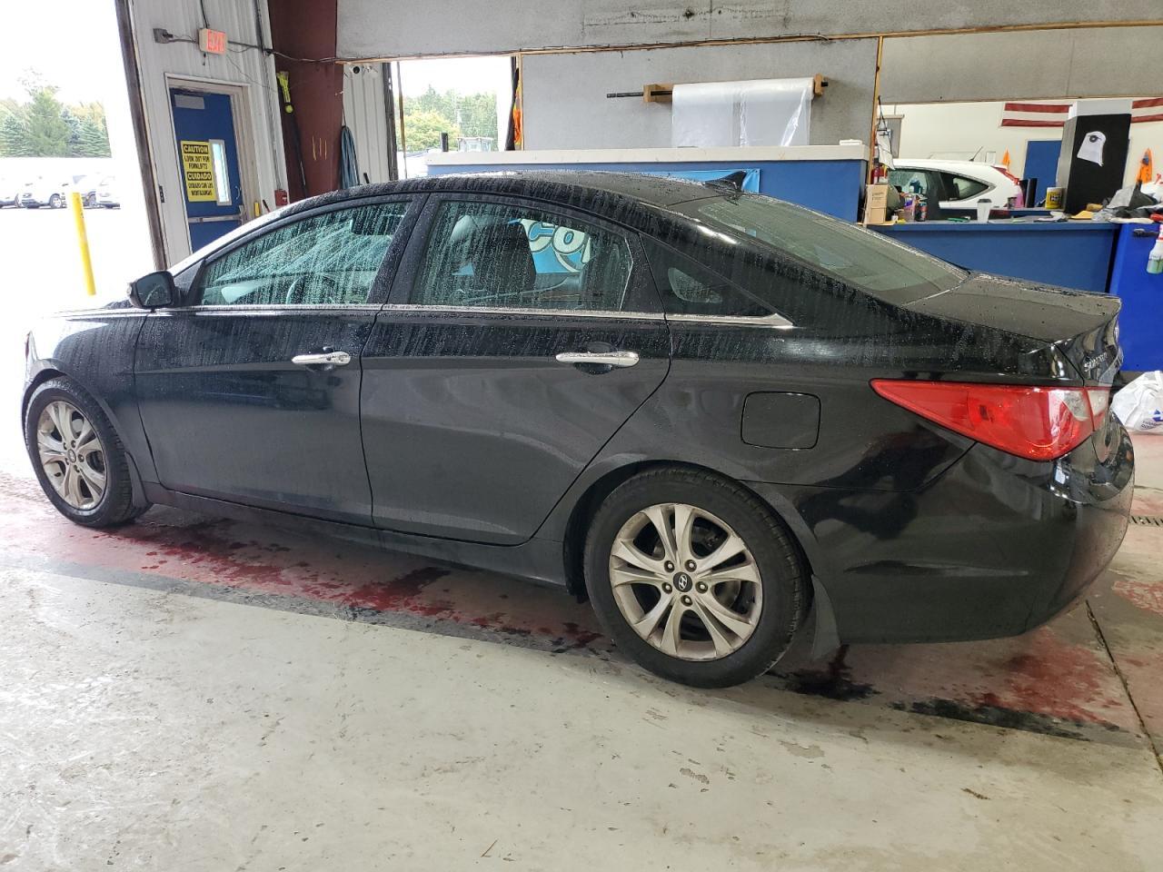 2011 HYUNDAI SONATA