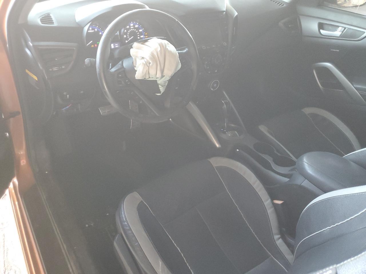 2015 HYUNDAI VELOSTER