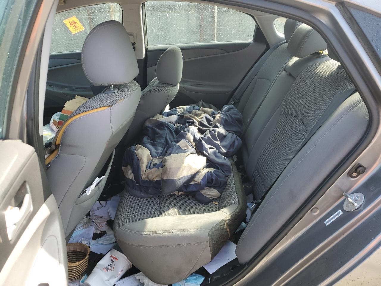 2011 HYUNDAI SONATA
