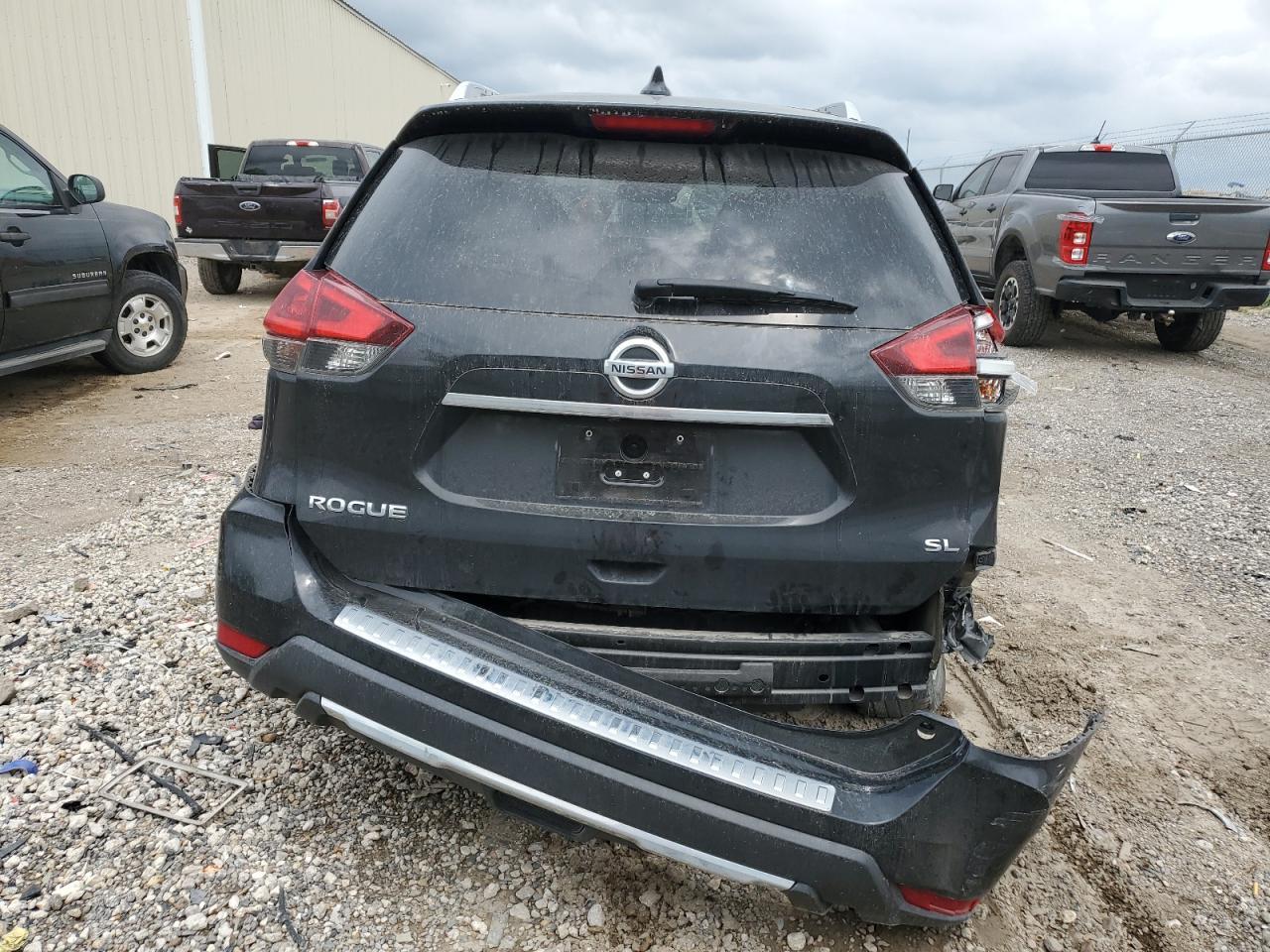 2018 NISSAN ROGUE