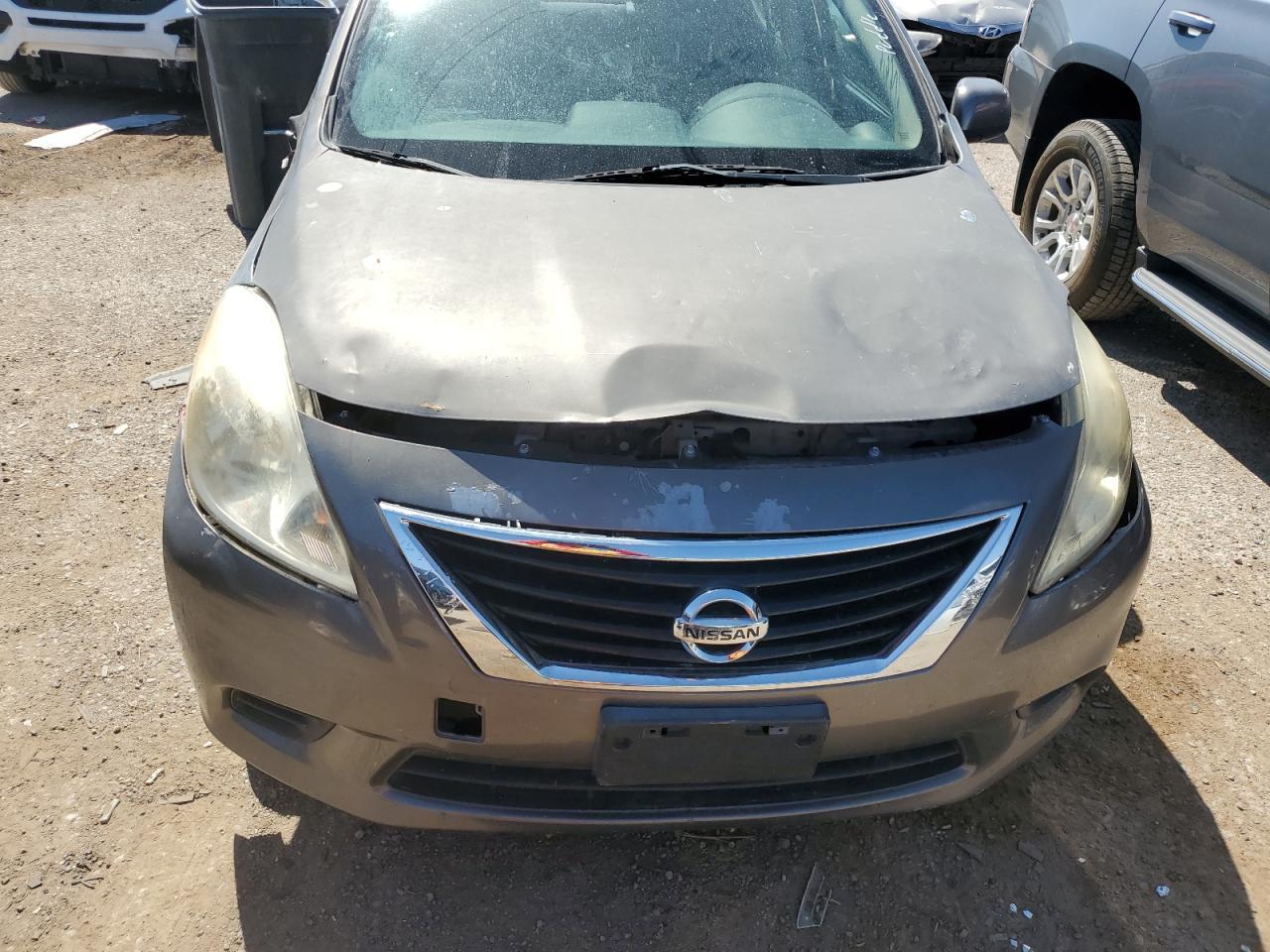 2013 NISSAN VERSA