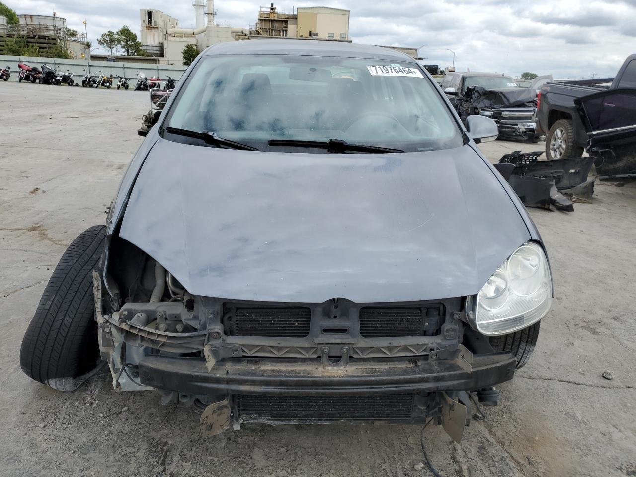 2010 VOLKSWAGEN JETTA