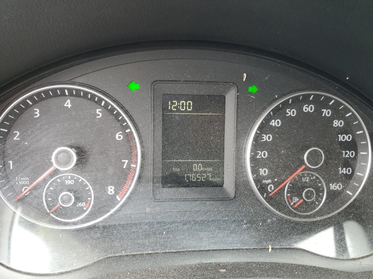 2010 VOLKSWAGEN JETTA