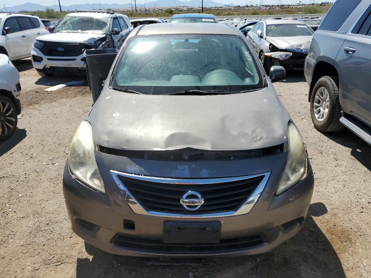 2013 NISSAN VERSA