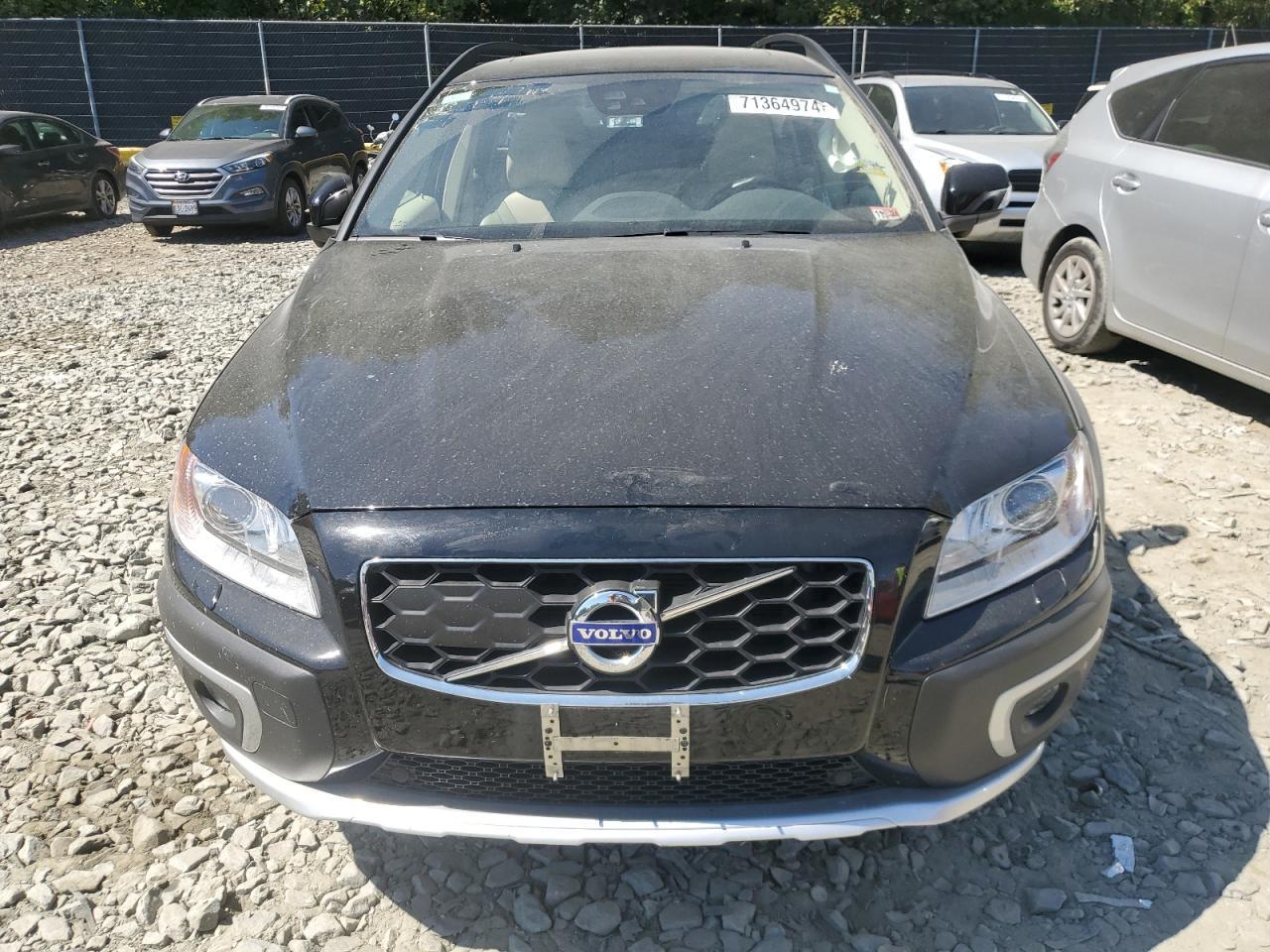 2016 VOLVO XC70