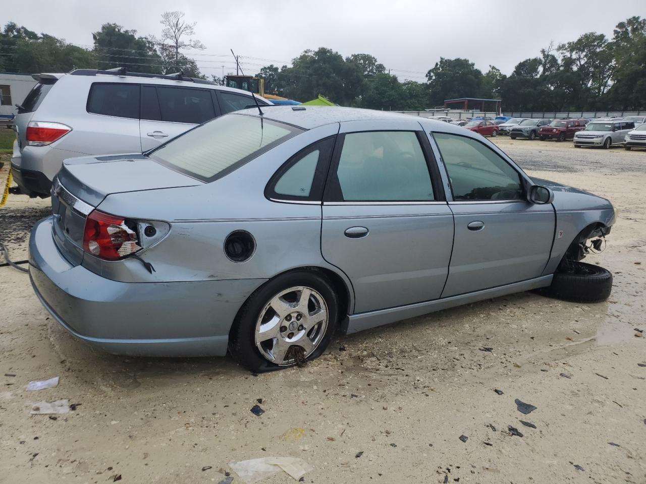 2003 SATURN L200