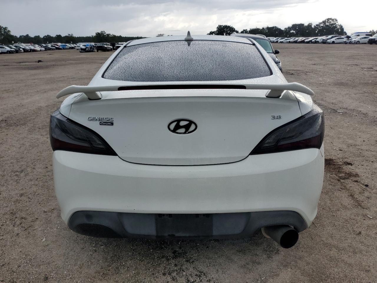 2011 HYUNDAI GENESIS