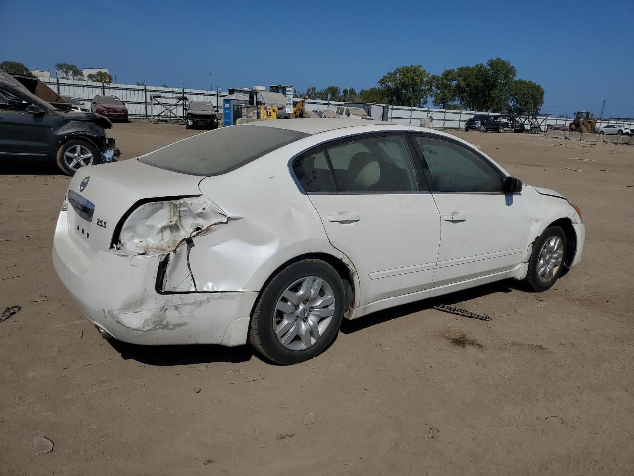 2010 NISSAN ALTIMA