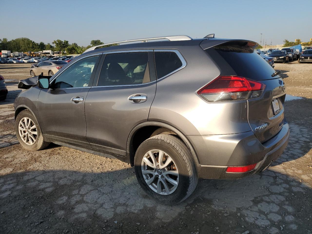 2018 NISSAN ROGUE