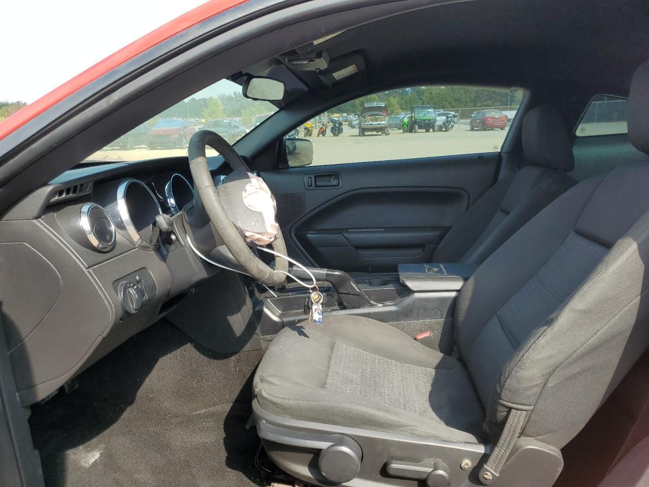 2005 FORD MUSTANG