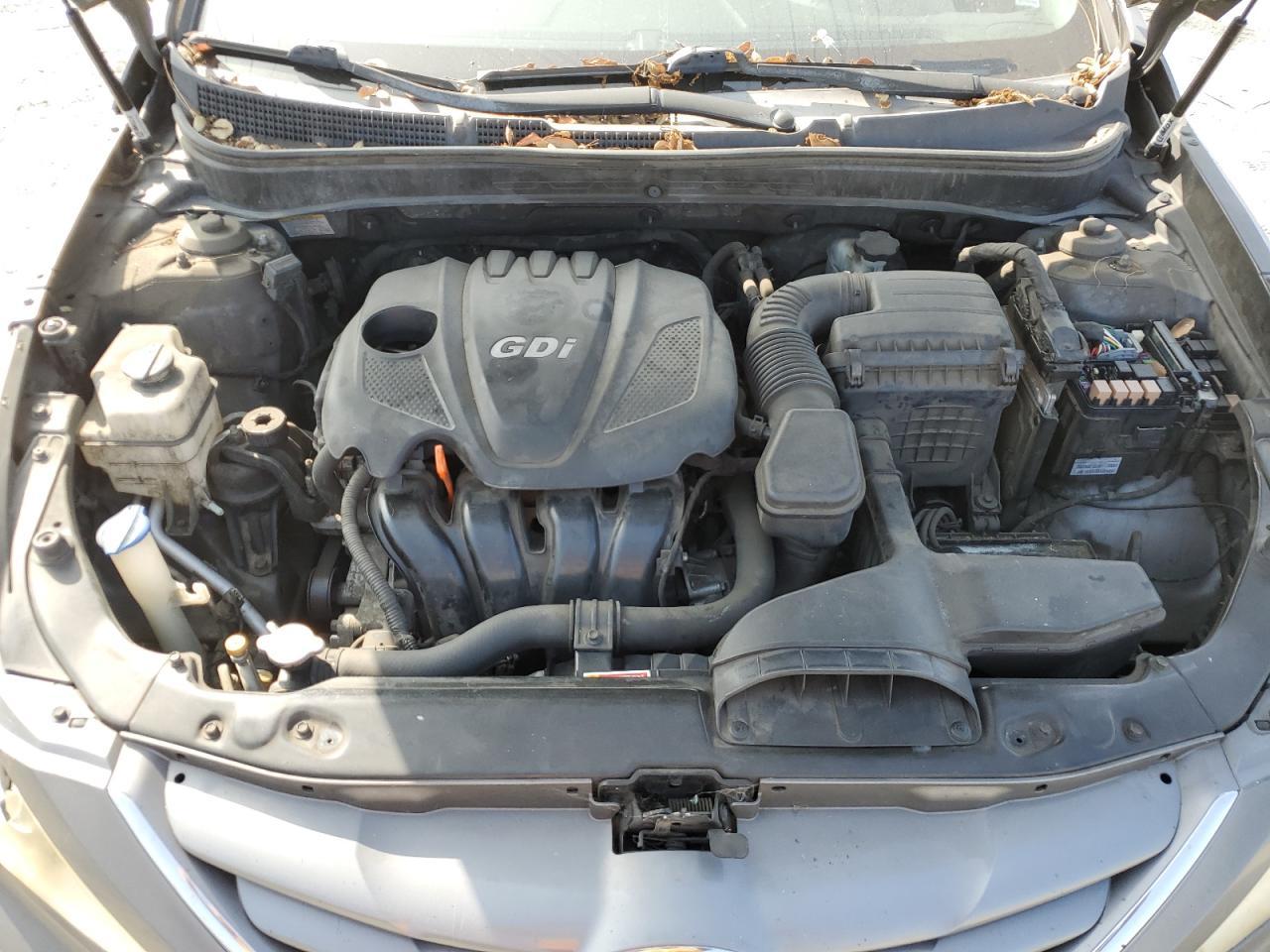 2011 HYUNDAI SONATA