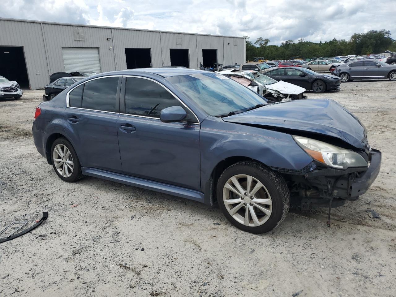 2014 SUBARU Legacy