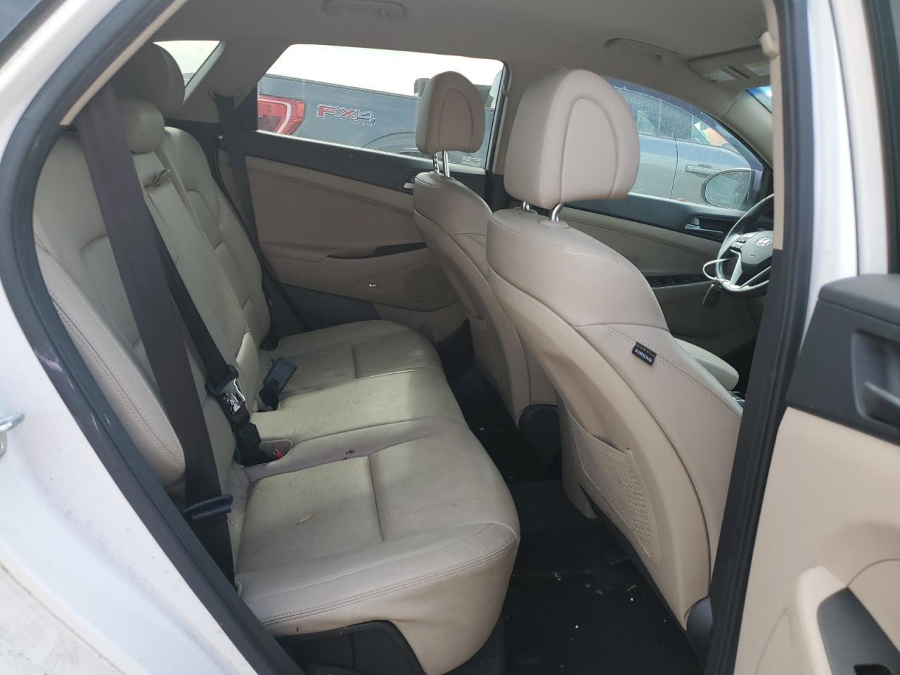 2017 HYUNDAI TUCSON