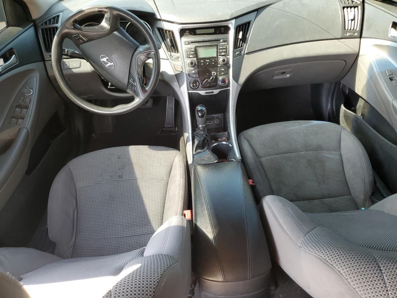 2011 HYUNDAI SONATA