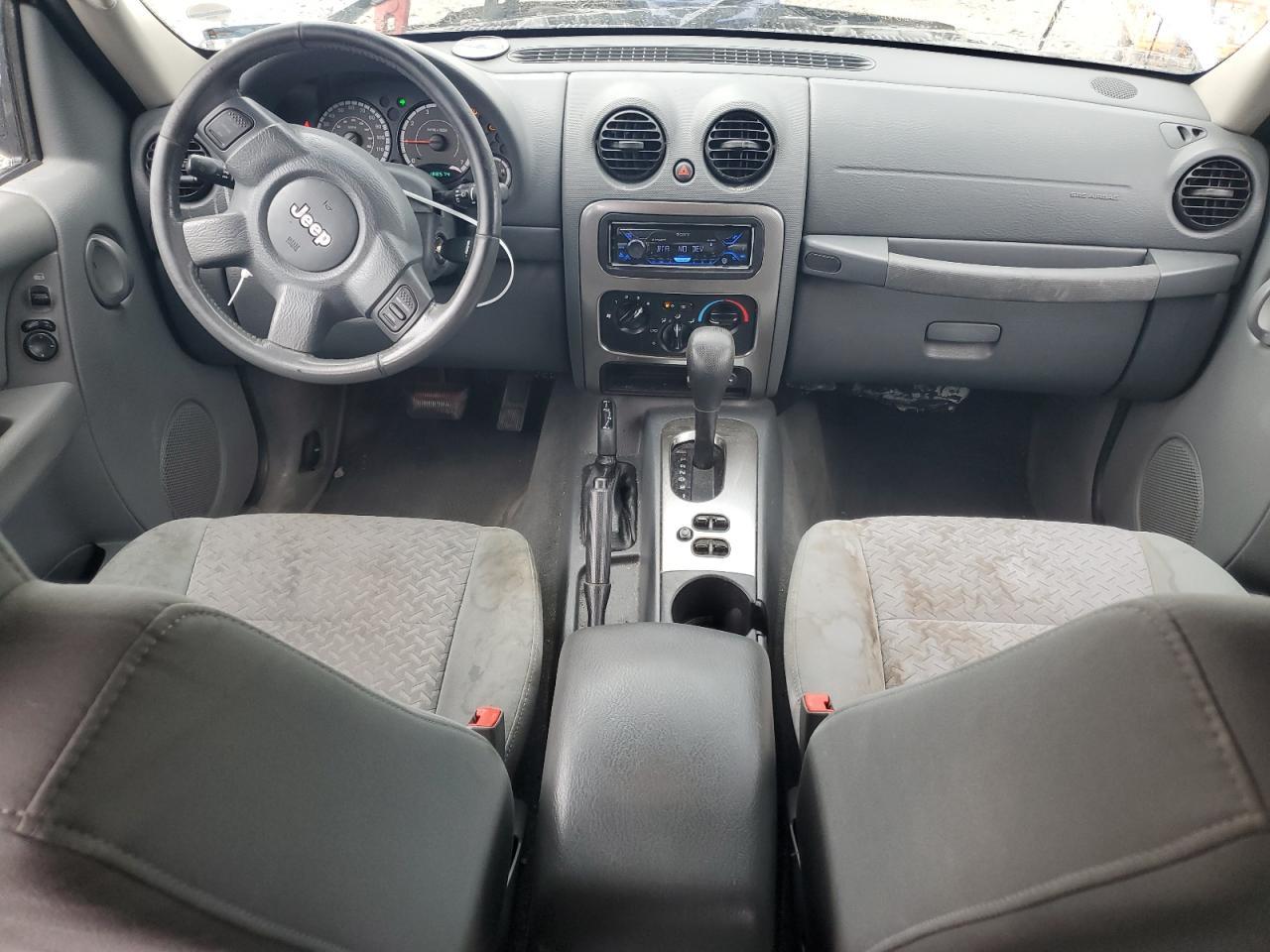 2005 JEEP Liberty