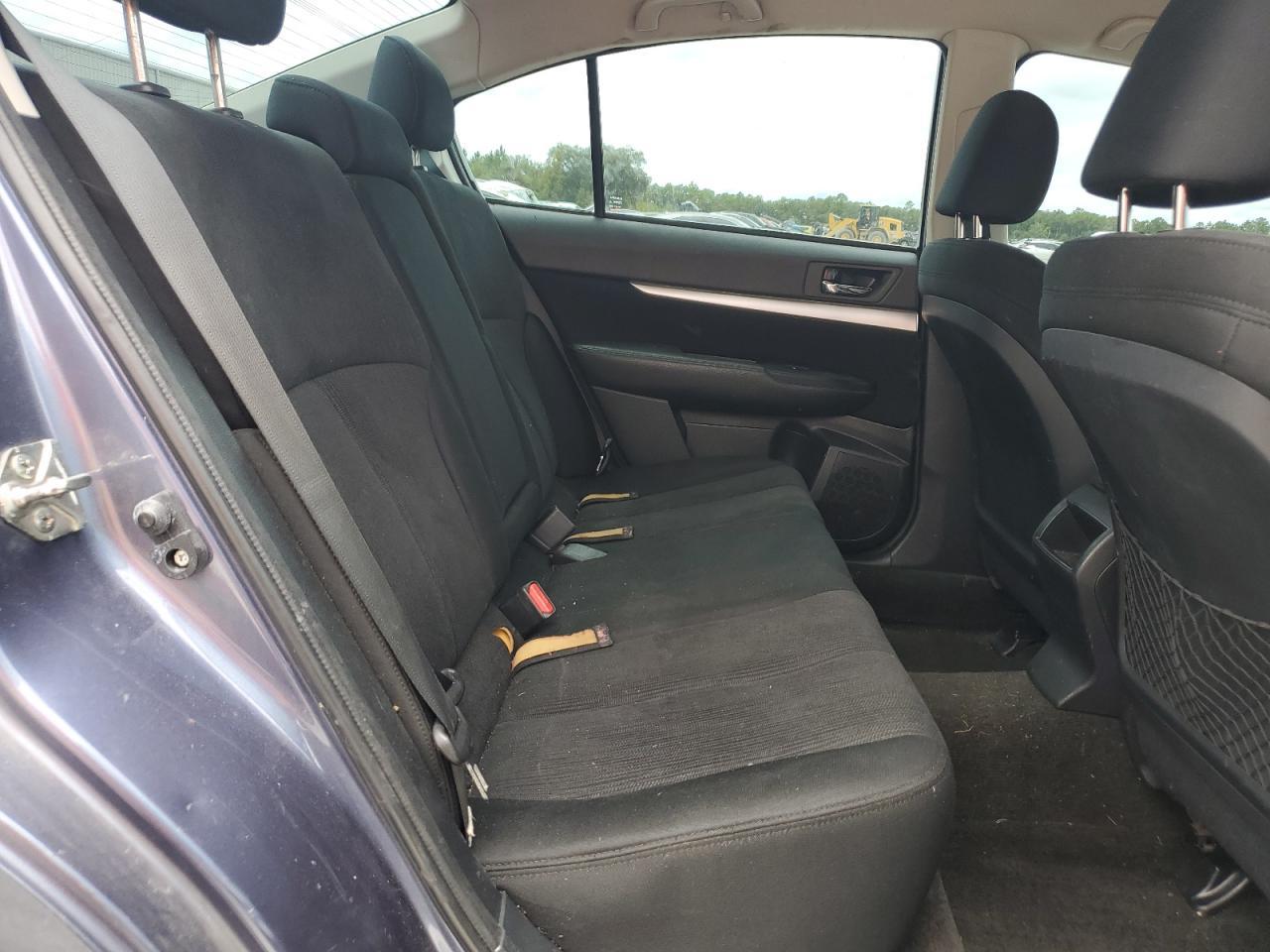 2014 SUBARU Legacy