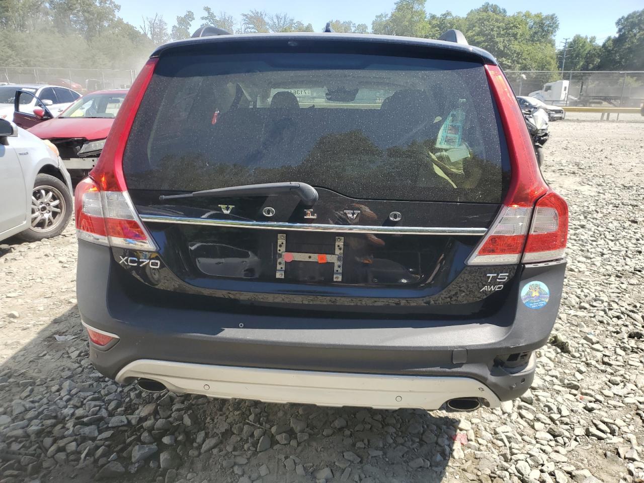 2016 VOLVO XC70