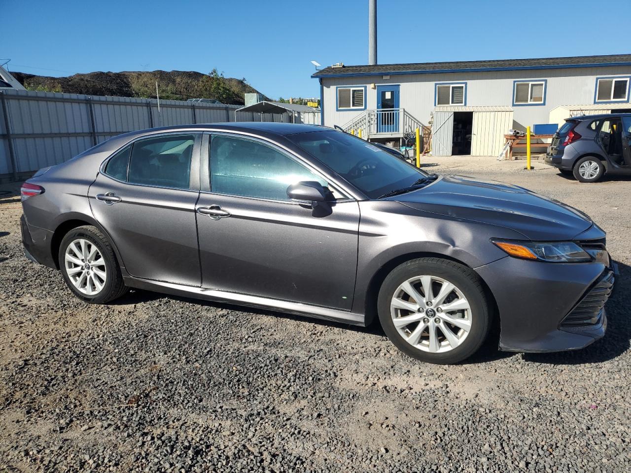 2018 TOYOTA CAMRY