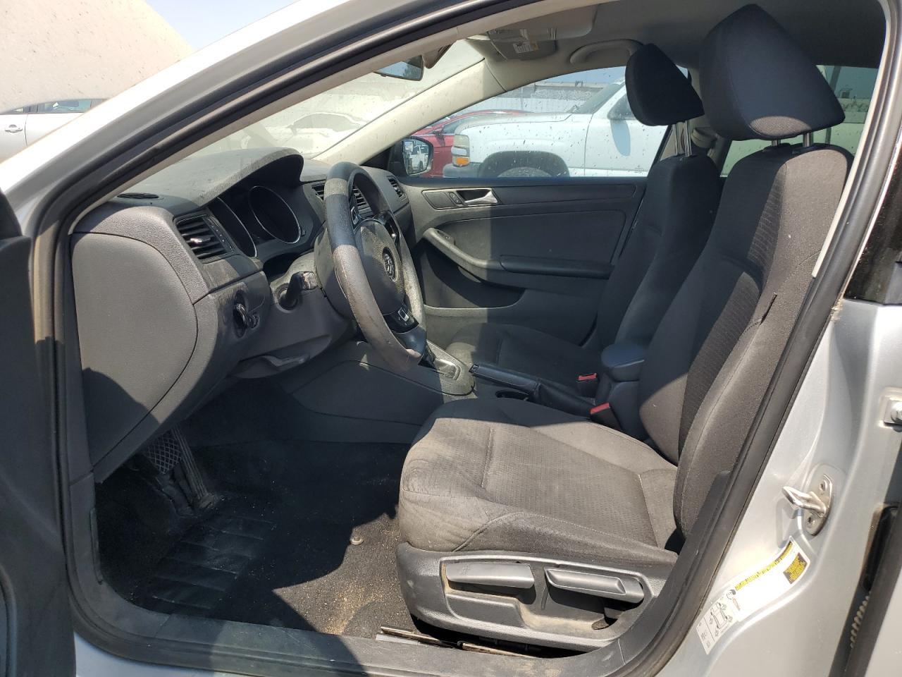 2016 VOLKSWAGEN JETTA